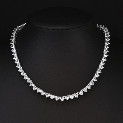 Anastasia Heart Necklace - Kallesia
