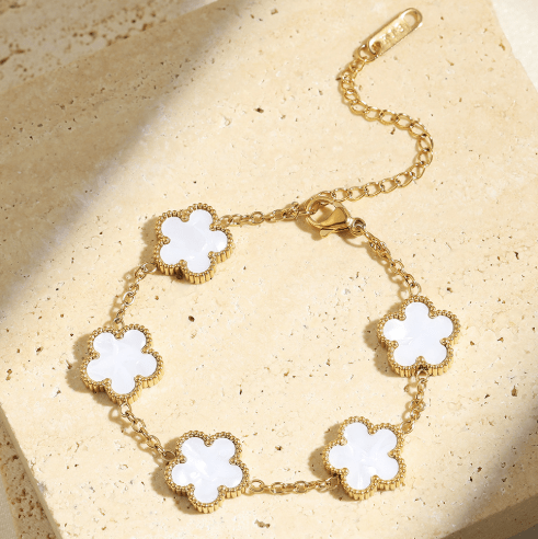 Bella Clover Bracelet - Kallesia