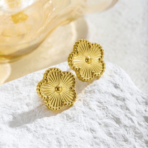 Bella Clover Earrings - Kallesia