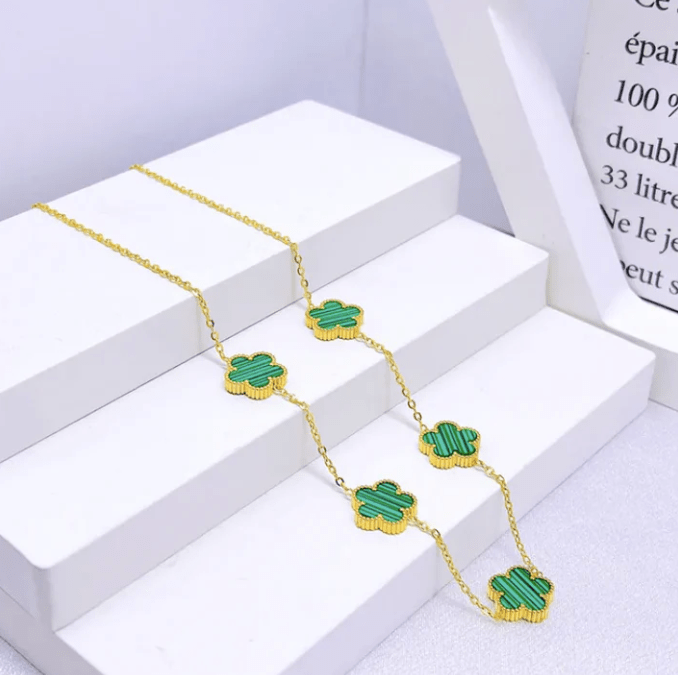 Bella Clover Necklace - Kallesia