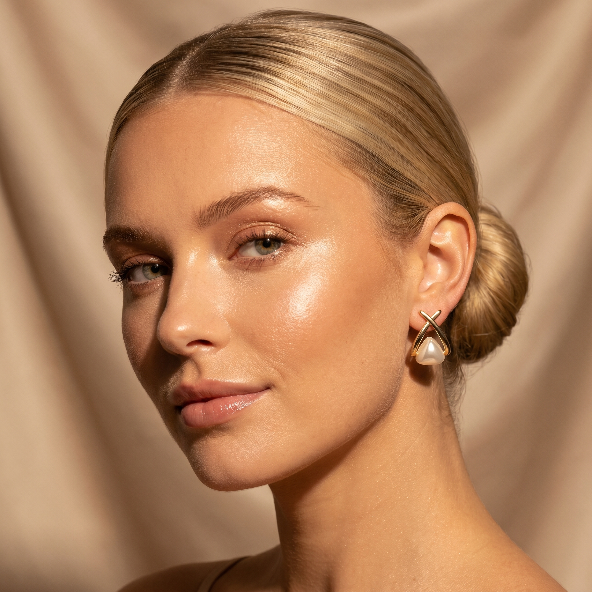 Aurelia Pearl Earrings