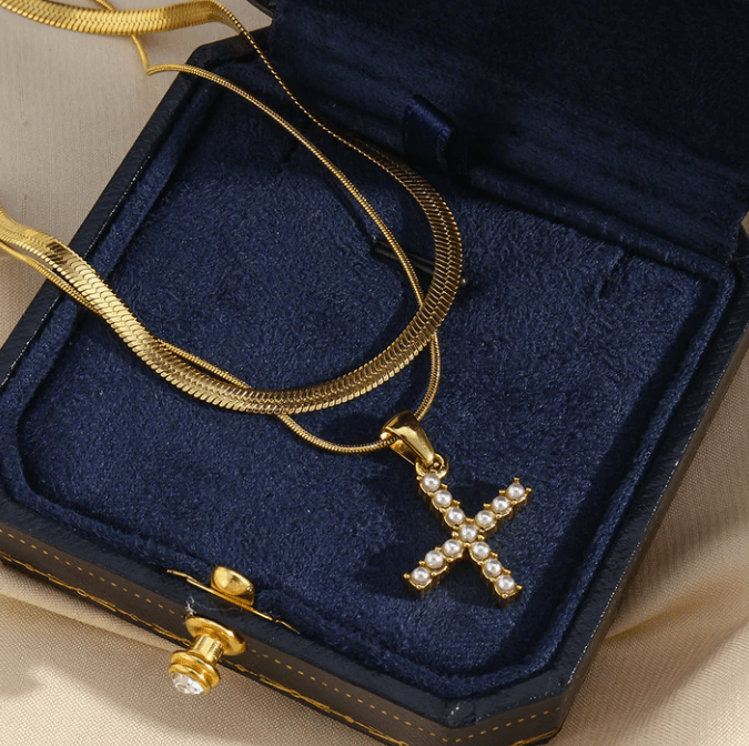 Initial Pearl Necklace - Kallesia
