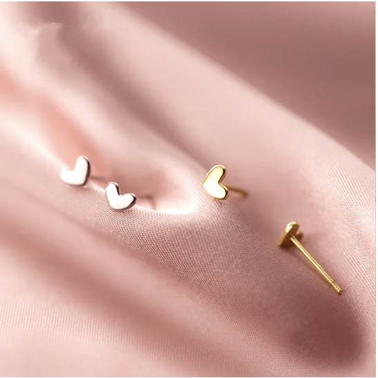 Remi Heart Stud Earrings - Kallesia