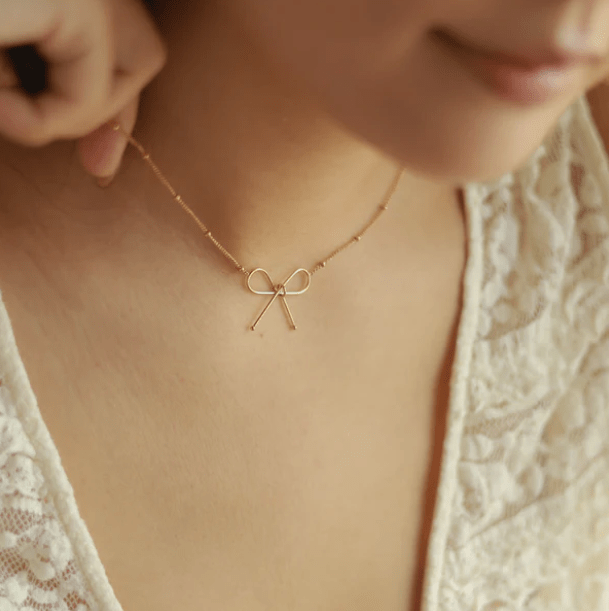 Sabrina Bow Necklace - Kallesia