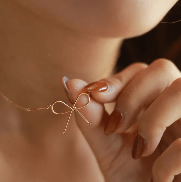 Sabrina Bow Necklace - Kallesia