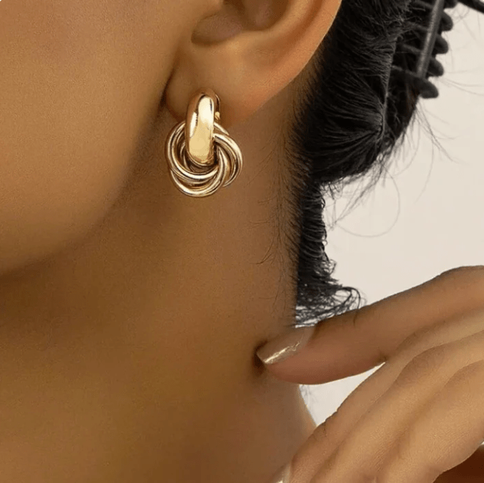 Twisted Hoop Earrings - Kallesia